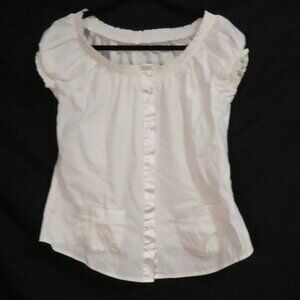 Unbranded | P2P 17.5 inches measured | Elegant White Short Sleeve Blouse